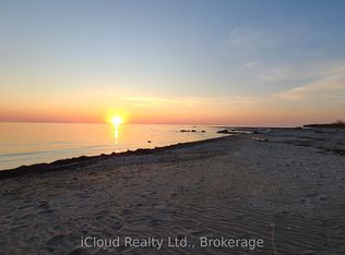 124 Fuller Rd W, Frontenac Islands, ON K7G2V6