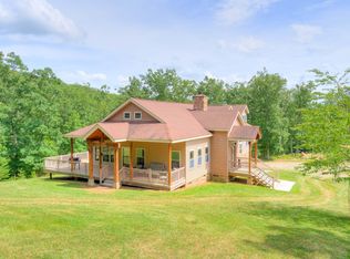 1386 Indian Valley Rd NW, Radford, VA 24141