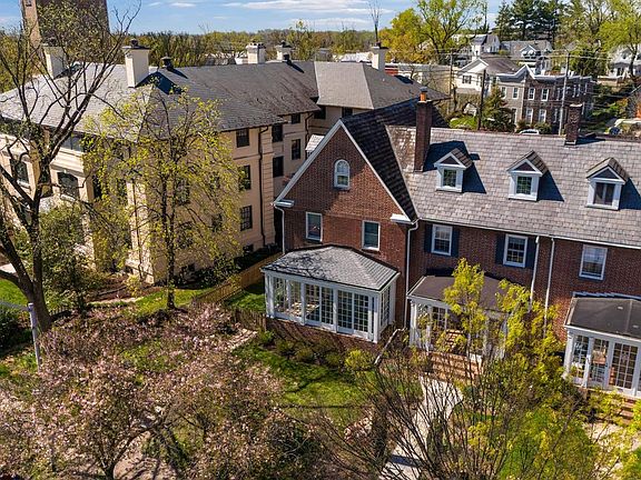 2nd image of 4302 Roland Ave