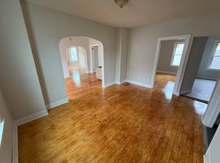 102 Earle St #2, Fall River, MA 02723