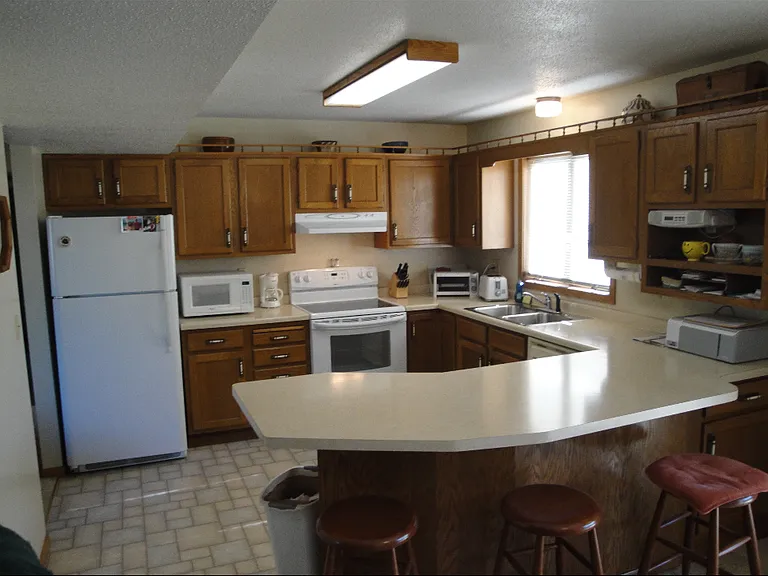 1053 Westview Dr #1053 — Photo 4