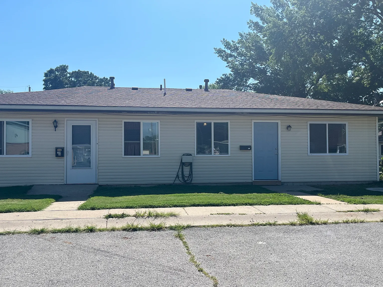 1 bed, $750 — Photo 2