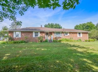 5920 Renninger Rd, Akron, OH 44319