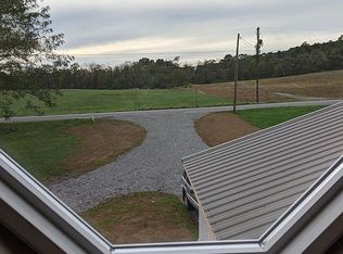 23 Mountain Rd, Carlisle, PA 17015