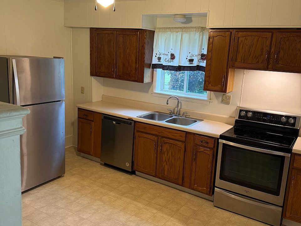 1st image of 305 Klondike Dr