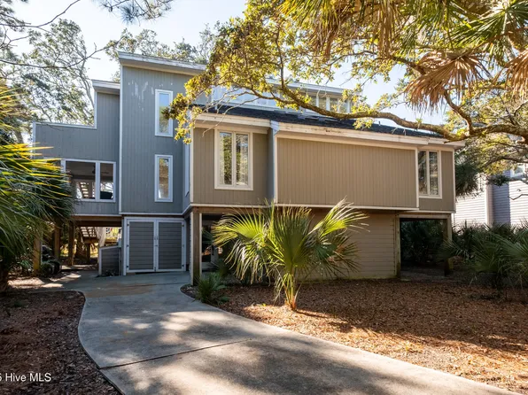10 Dowitcher Trail, Bald Head Island, NC 28461