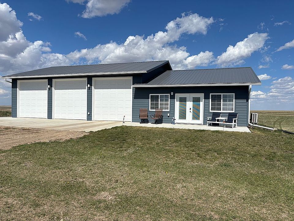 1st image of 3558 Lakeshore Rd