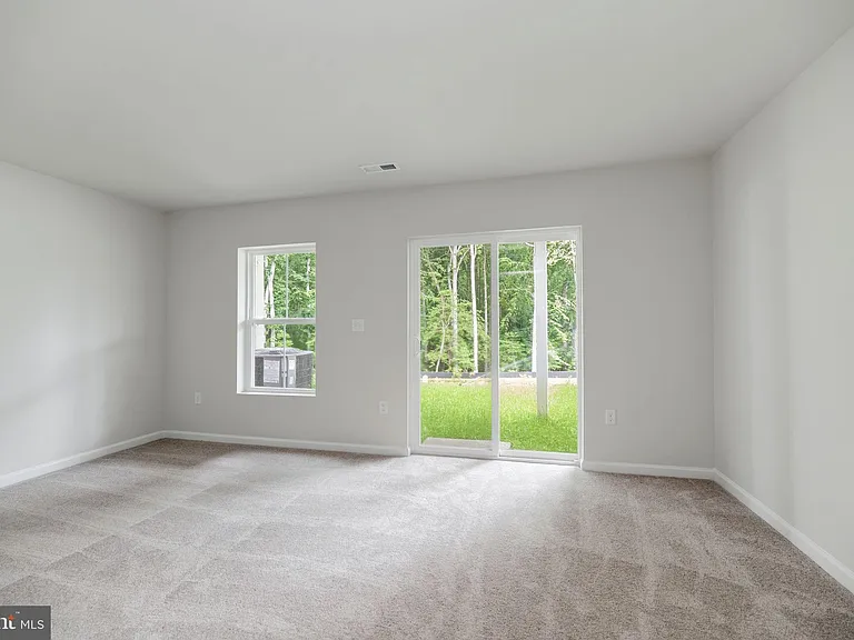 5616 Ludlow Pl — Photo 6