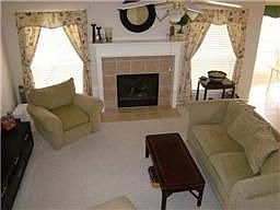 4th image of 2518 Lakeside Dr