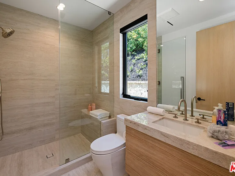 365 Trousdale Pl — Photo 42