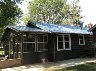 1401 Beeds Lake Dr, Hampton, IA 50441