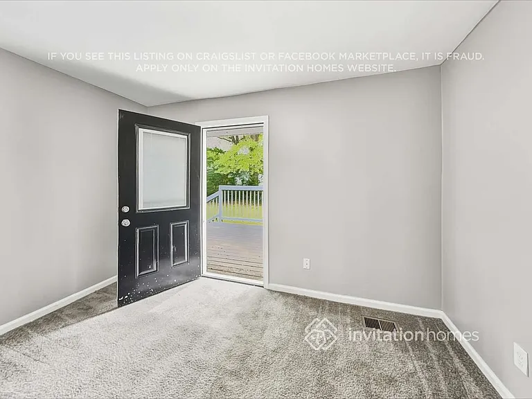 8490 Meadowbrook Dr — Photo 11