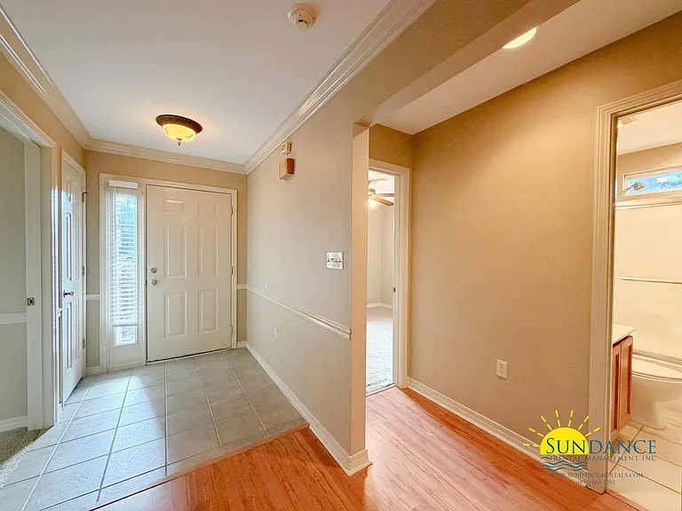 940 Scenic Oak Ln — Photo 2