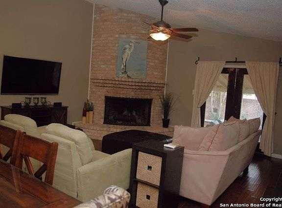 5th image of 13330 Marceline Dr