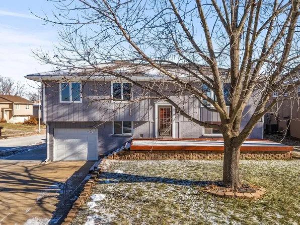 6355 S 140th Cir, Omaha, NE 68137