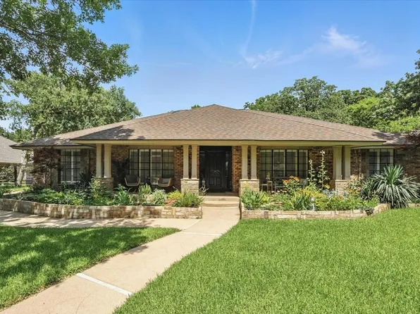 4915 Cross Creek Ct, Arlington, TX 76017