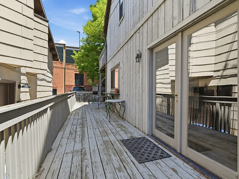 717 Copeland St — Photo 26