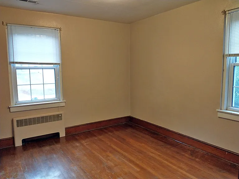 391 W Main St #4 — Photo 17