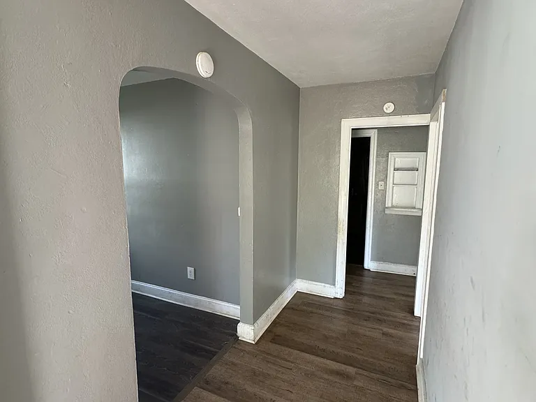 314 Brownsferry St — Photo 4