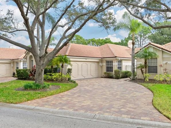 4026 Lyndhurst Ct, Sarasota, FL 34235