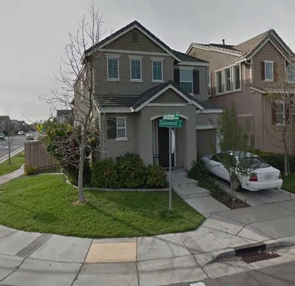 3103 Spoonwood Way photo 1