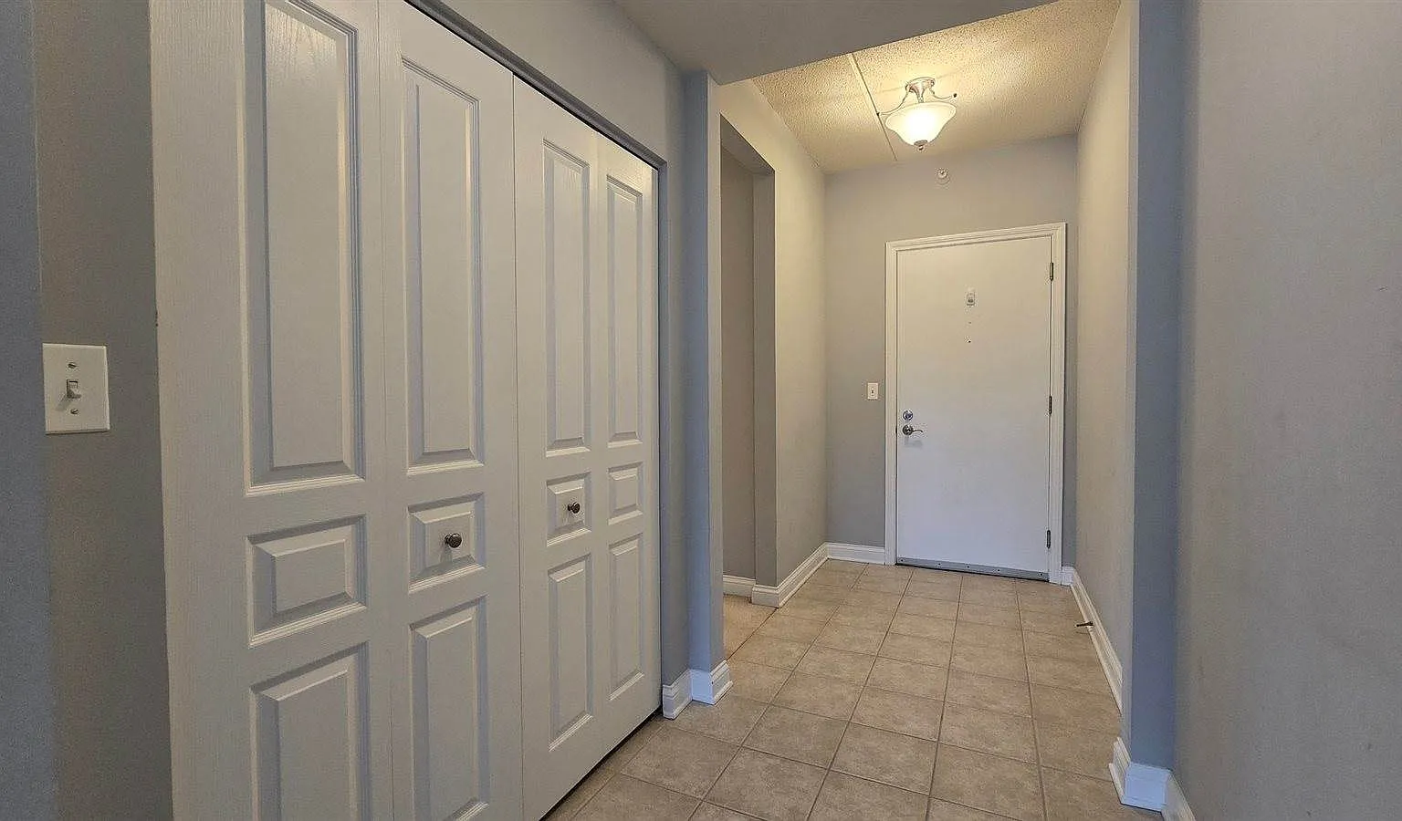 2 bed, 2.5 bath, 1776 sqft, $2,900 — Photo 2