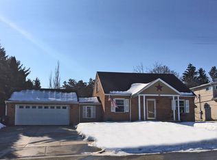 501 Highland Ave, Brownsville, WI 53006
