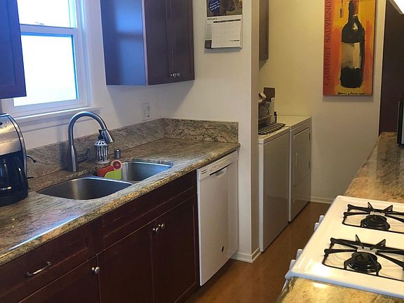 Kitchen/ Laundry