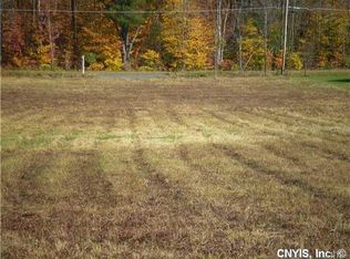 51 Pangborn Rd, Central Square, NY 13036