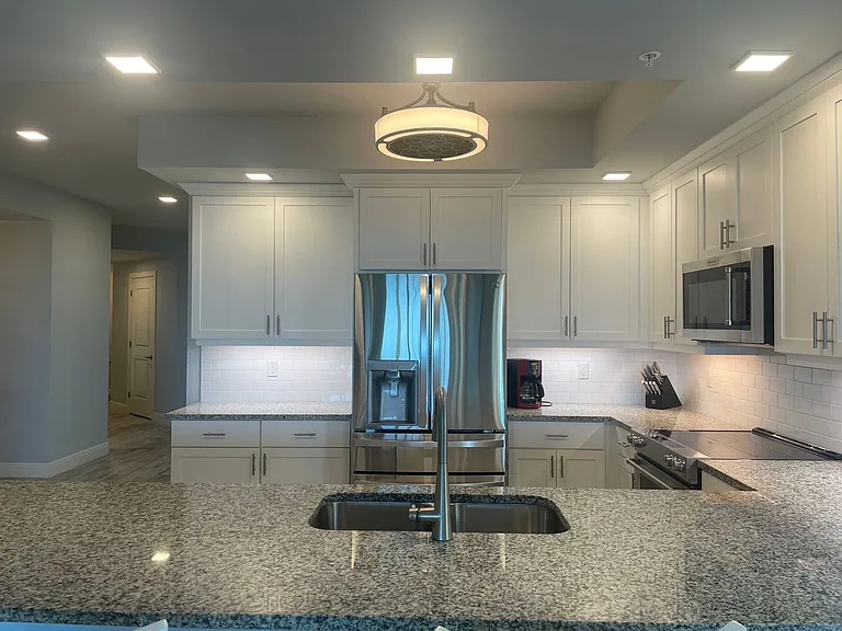 260 Hidden Bay Dr #401 — Photo 9