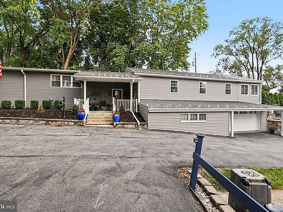 2nd image of 236 Spanglers Mill Rd