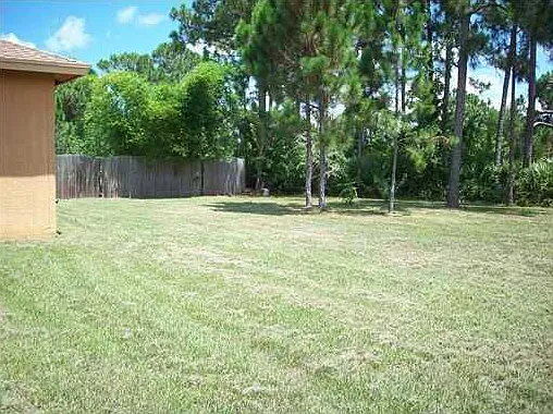 4 bed, 2.0 bath, 2230 sqft, $2,775 — Photo 2