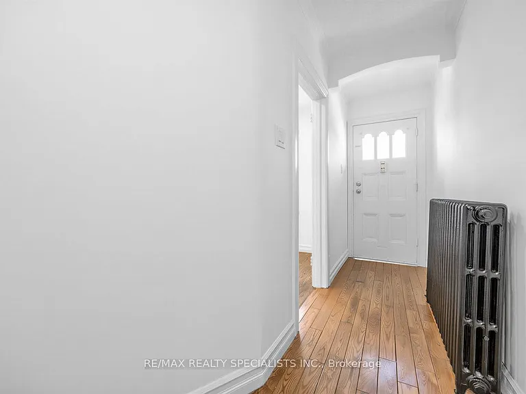 1035 Briar Hill Ave #MAIN 2ND — Photo 14