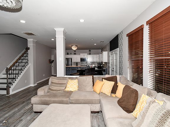 4th image of 562 Simonton Ridge Trl