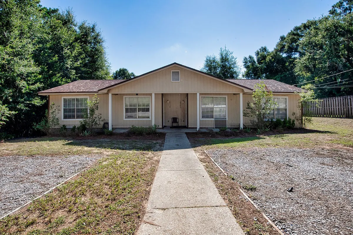 Building Photo - 10150 Guidy Ln
