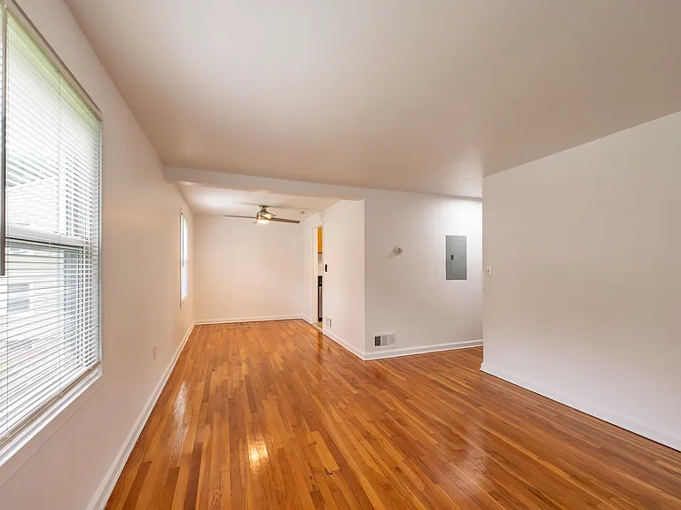 West Gate Townhomes — Photo 27