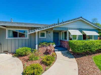 1697 Park View Ln, Chico, CA, 95926