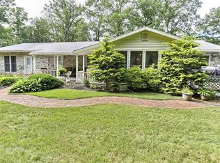 7470 Sleepy Hollow Rd, Harrisburg, PA 17112