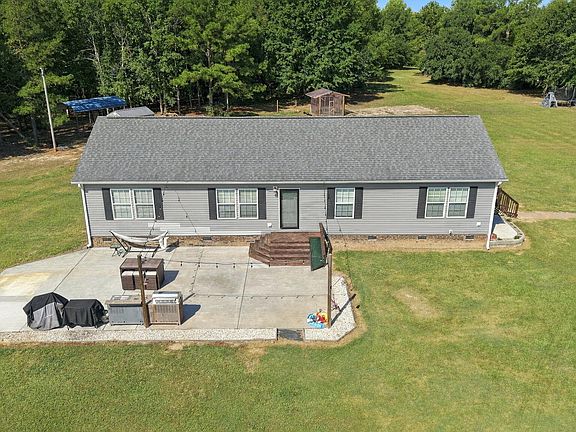 2nd image of 139 Horseshoe Road
