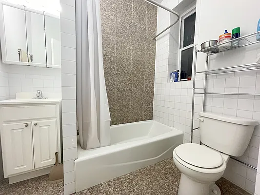 Rented by Keller Williams NYC | media 16