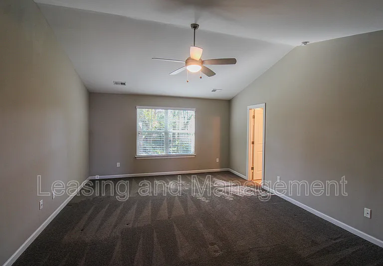 1149 Sumner Ave — Photo 12