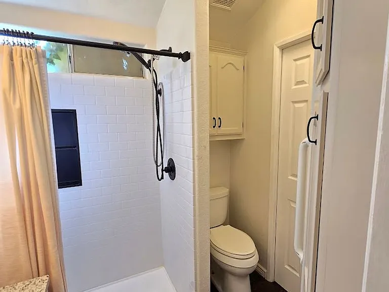 147 Ash St — Photo 14