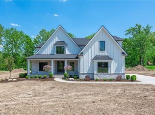 2145 Newbury Dr, Westlake, OH 44145