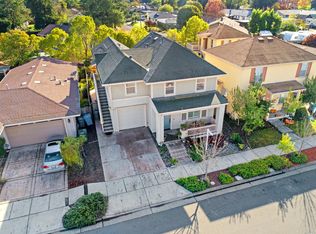 2072 Northfield Dr, Santa Rosa, CA 95403