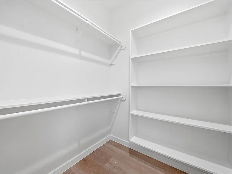2212 Yellow Jacket Ln #1 — Photo 33