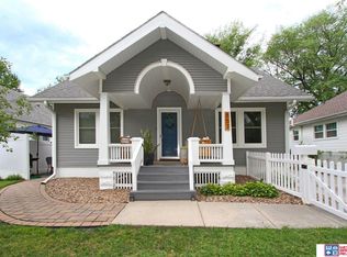 857 S 35th St, Lincoln, NE 68510