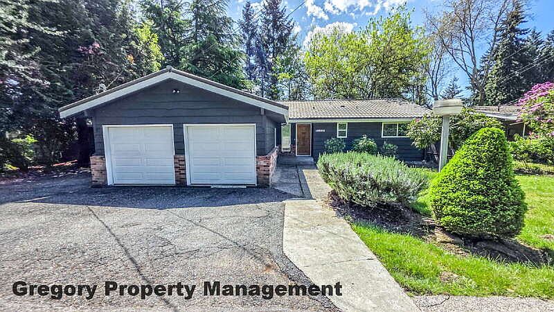 1st image of 10803 NE 111th Pl