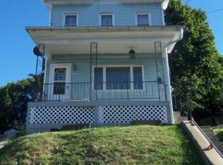 856 W Spruce St, Coal Township, PA 17866