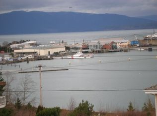 929 11th St, Bellingham, WA 98225