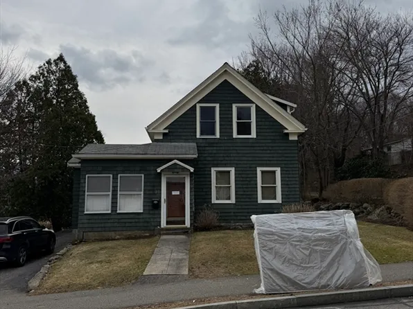 307 Walnut St, Stoughton, MA 02072